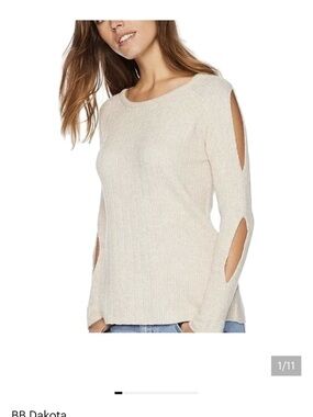 NWT BB Dakota Sand Cold Shoulder Crewneck Ribbed Knit Sweater Size Small